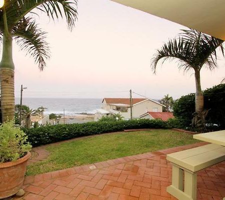 Die Strandhuis Umdloti Luaran gambar