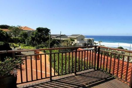Die Strandhuis Umdloti Luaran gambar