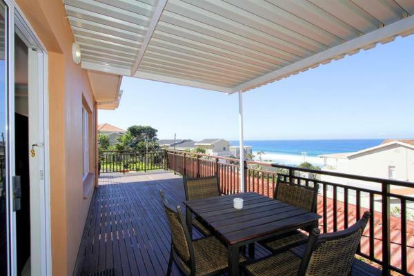 Die Strandhuis Umdloti Luaran gambar