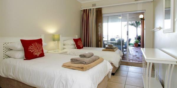Die Strandhuis Umdloti Luaran gambar
