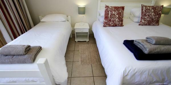 Die Strandhuis Umdloti Luaran gambar