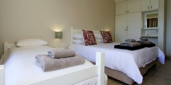 Die Strandhuis Umdloti Luaran gambar