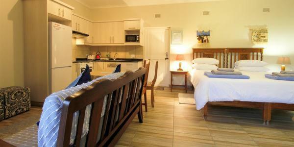 Die Strandhuis Umdloti Luaran gambar